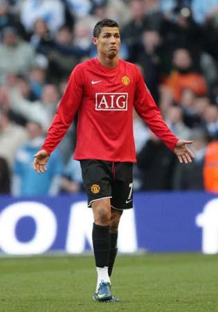 弗里克的历史巅峰：95年来最年轻的巴萨首发阵容震撼西甲（弗里克缔造95年来最年轻巴萨首发，震撼西甲）