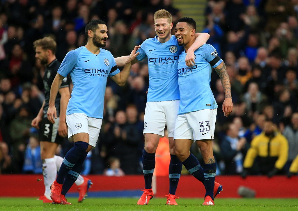 英媒：热刺队长罗梅罗累计5张黄牌停赛，防线或将面临挑战