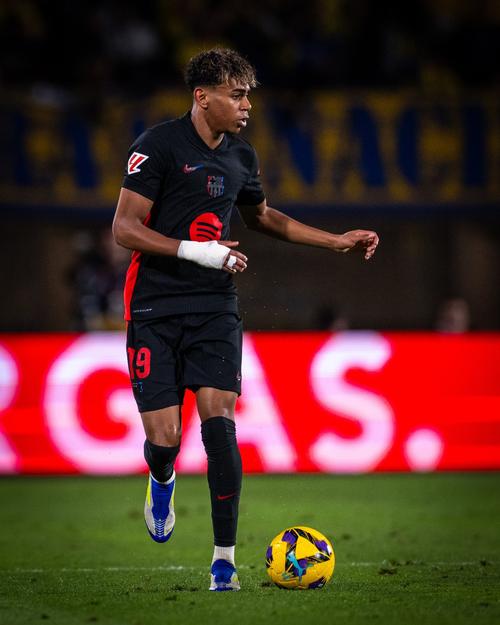 德-列昂索告别新鹏城：能与大家共度这段时光是我莫大的荣幸