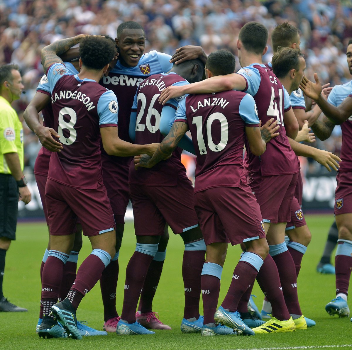 舍甫琴科：意大利是必参加世界杯的球队，米兰德比肯定精彩（舍甫琴科：意大利不可缺席世界杯，米兰德比必将精彩）